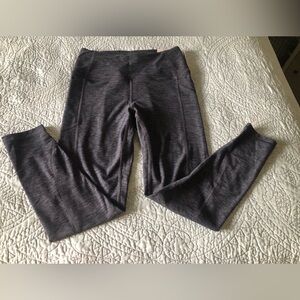 Victoria’s Secret NWT Studio Leggings. Size 8 gray